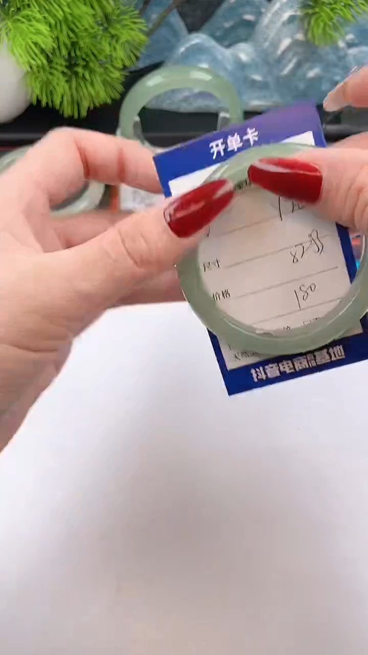 【闪购商品】石英质玉手镯未镶嵌y20东陵玉微色差