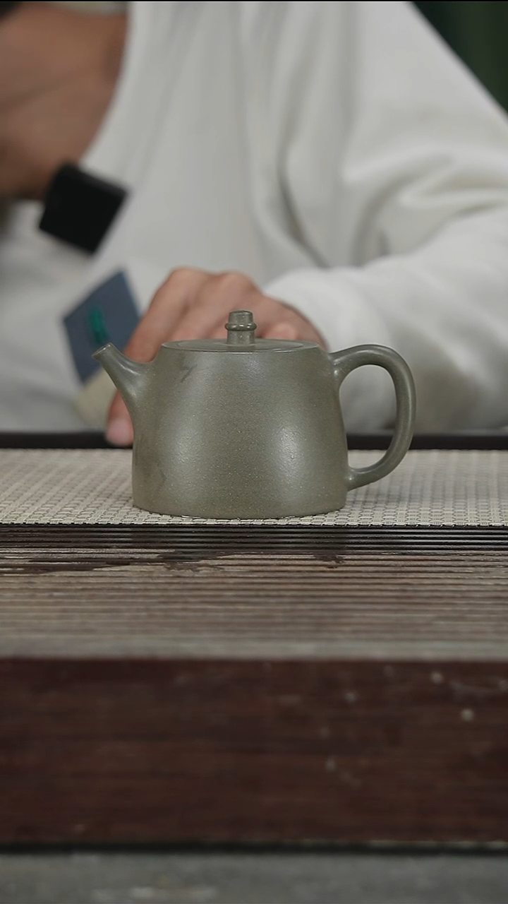 茶壶紫砂容量200CC10号