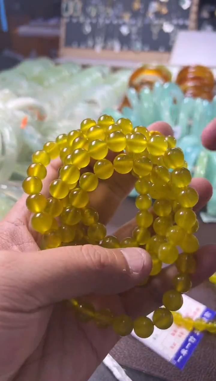 未镶嵌蛇纹石玉手镯1