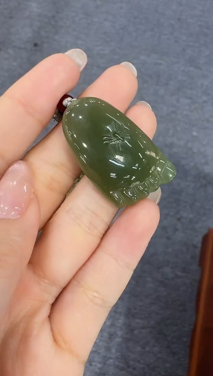 颈饰未镶嵌和田玉知足常乐吊坠/配绳