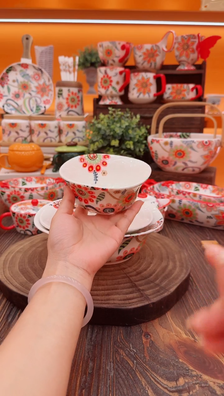 罐景德镇陶瓷餐具碗碟盘子