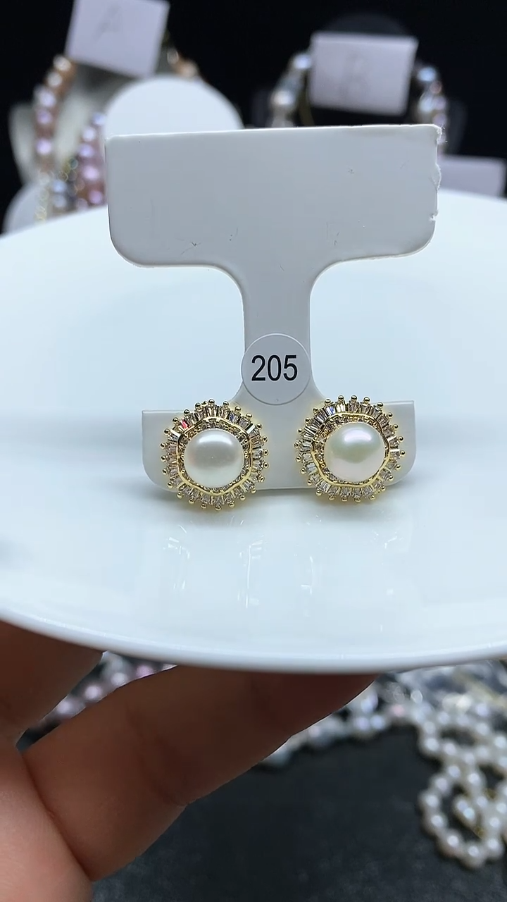 【闪购商品】淡水珍珠耳饰未镶嵌多人