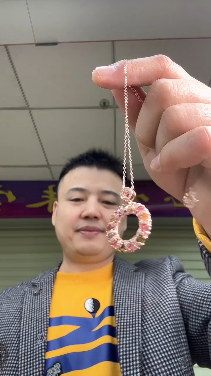 【闪购商品】碧玺颈饰银S925镶嵌一个