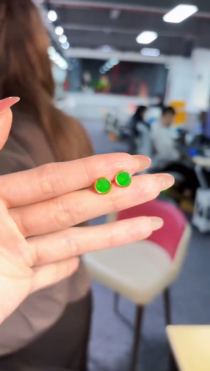 【闪购商品】翡翠耳饰未镶嵌缅料A货/支持复检/一对