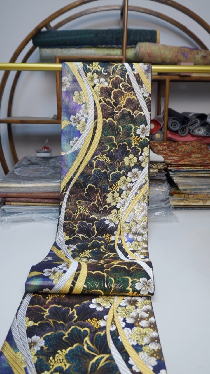 织绣166彩金蝴蝶花卉花卉