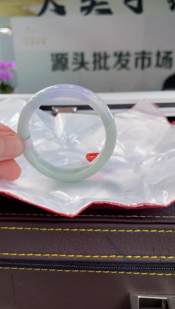 【闪购商品】翡翠手镯未镶嵌手镯