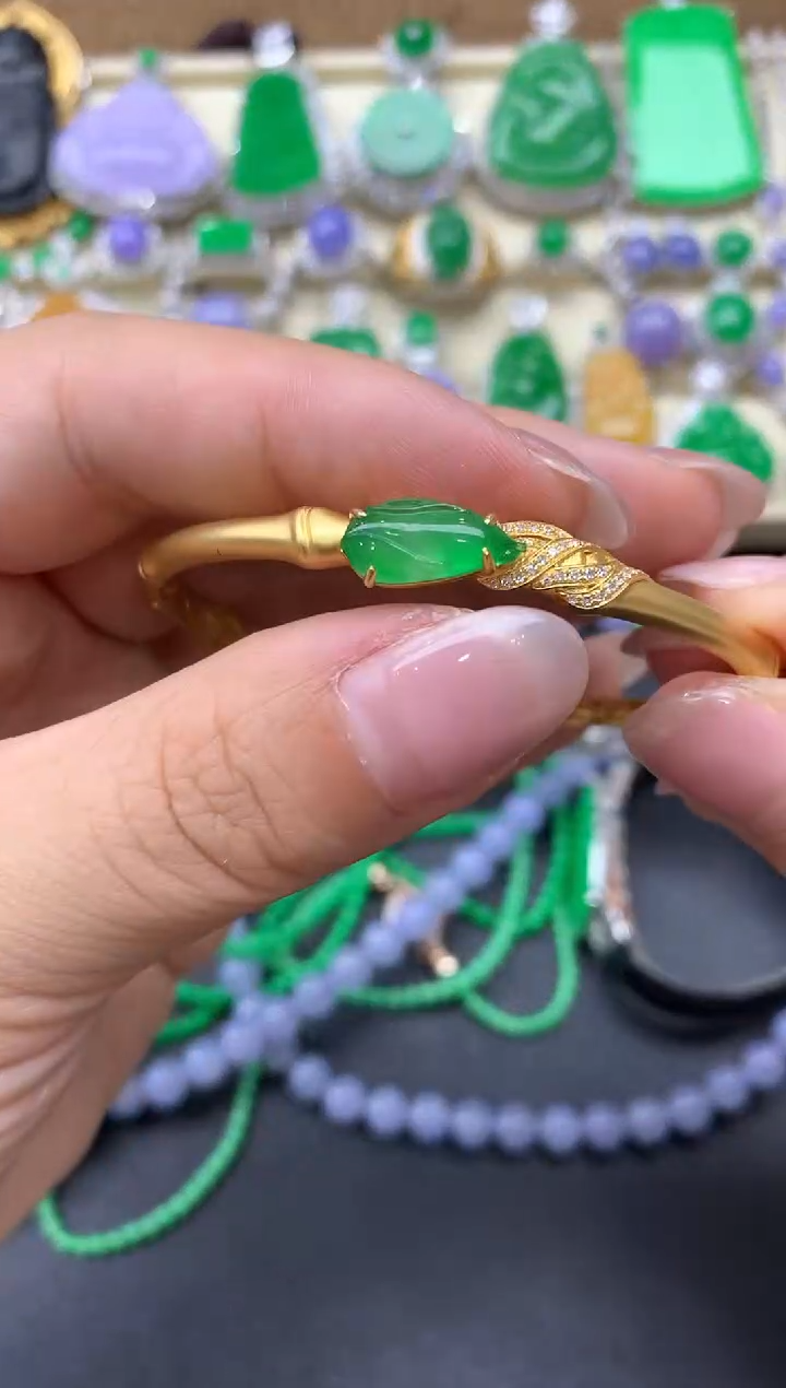【闪购商品】翡翠手镯18K金镶嵌285-中国好珍宝