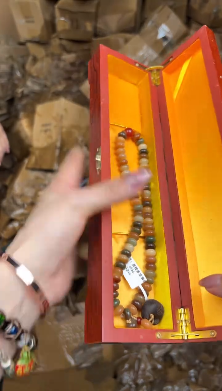 大檀精品手串《无礼盒》