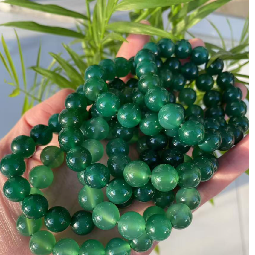 天然玉石玉髓玛瑙高冰高透绿玛瑙手串卡10mm多样性发货
