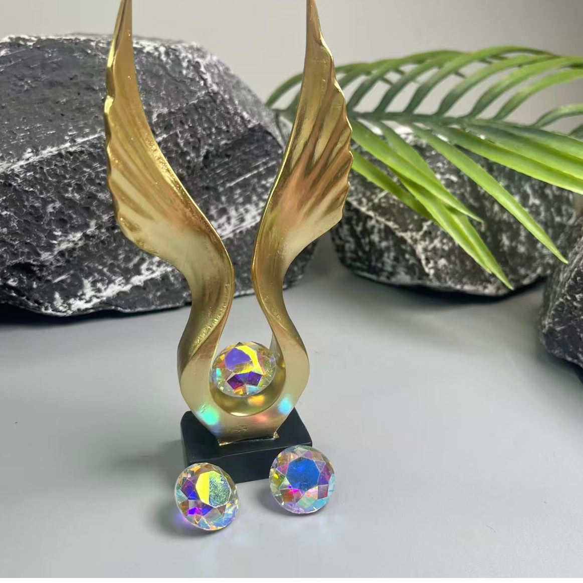 D137 紫透裸石创意摆饰（带礼盒，多样性发一件）