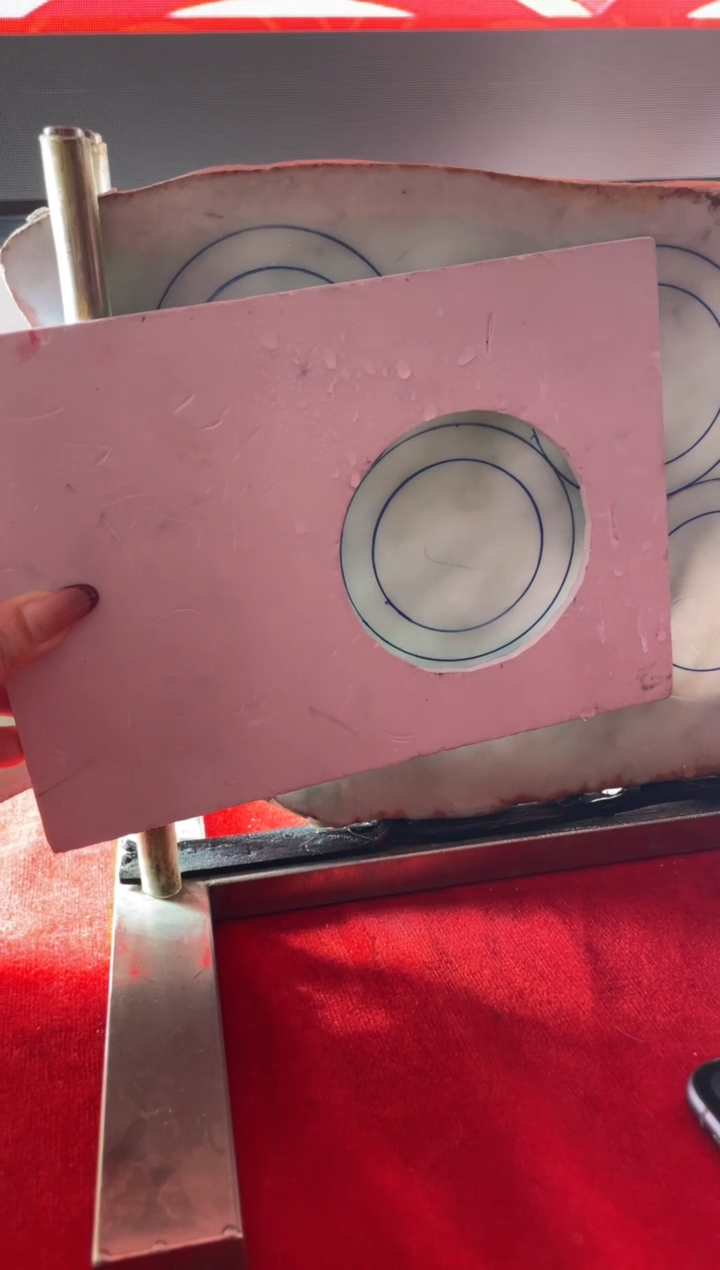 【闪购商品】定制翡翠手镯未镶嵌定制手镯LBFC/DZS