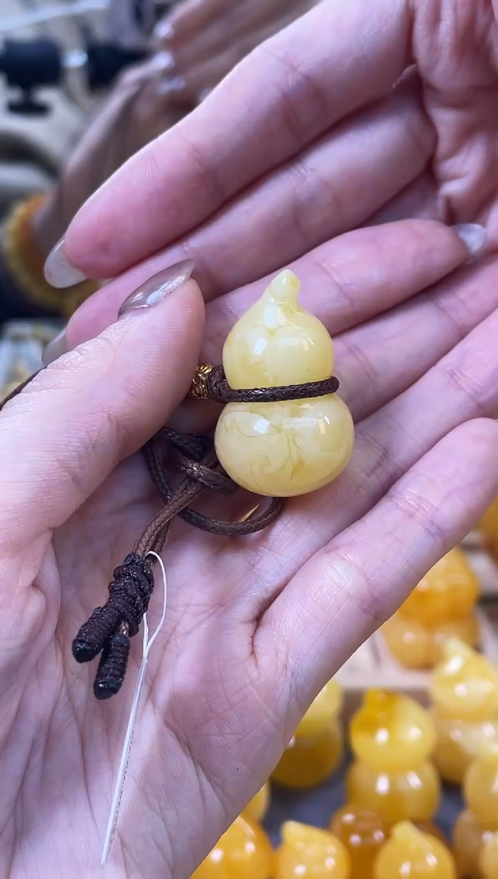 裸石琥珀未镶嵌J32