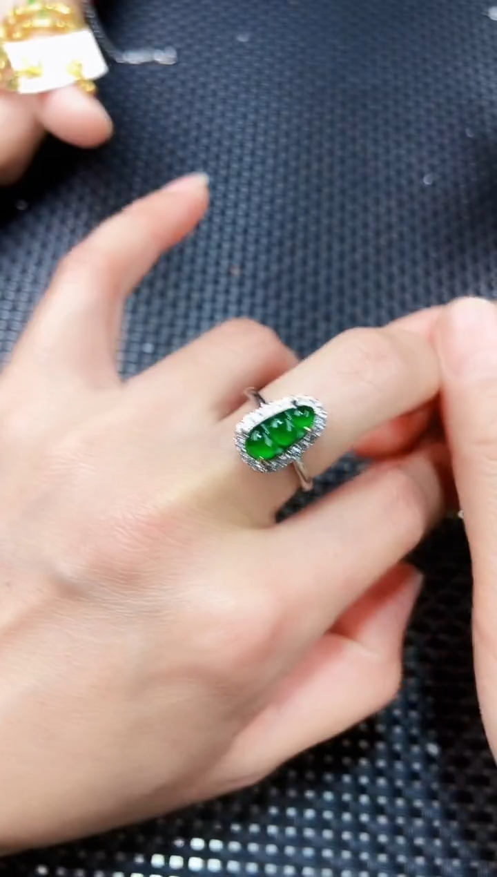 【闪购商品】翡翠戒指未镶嵌111111111