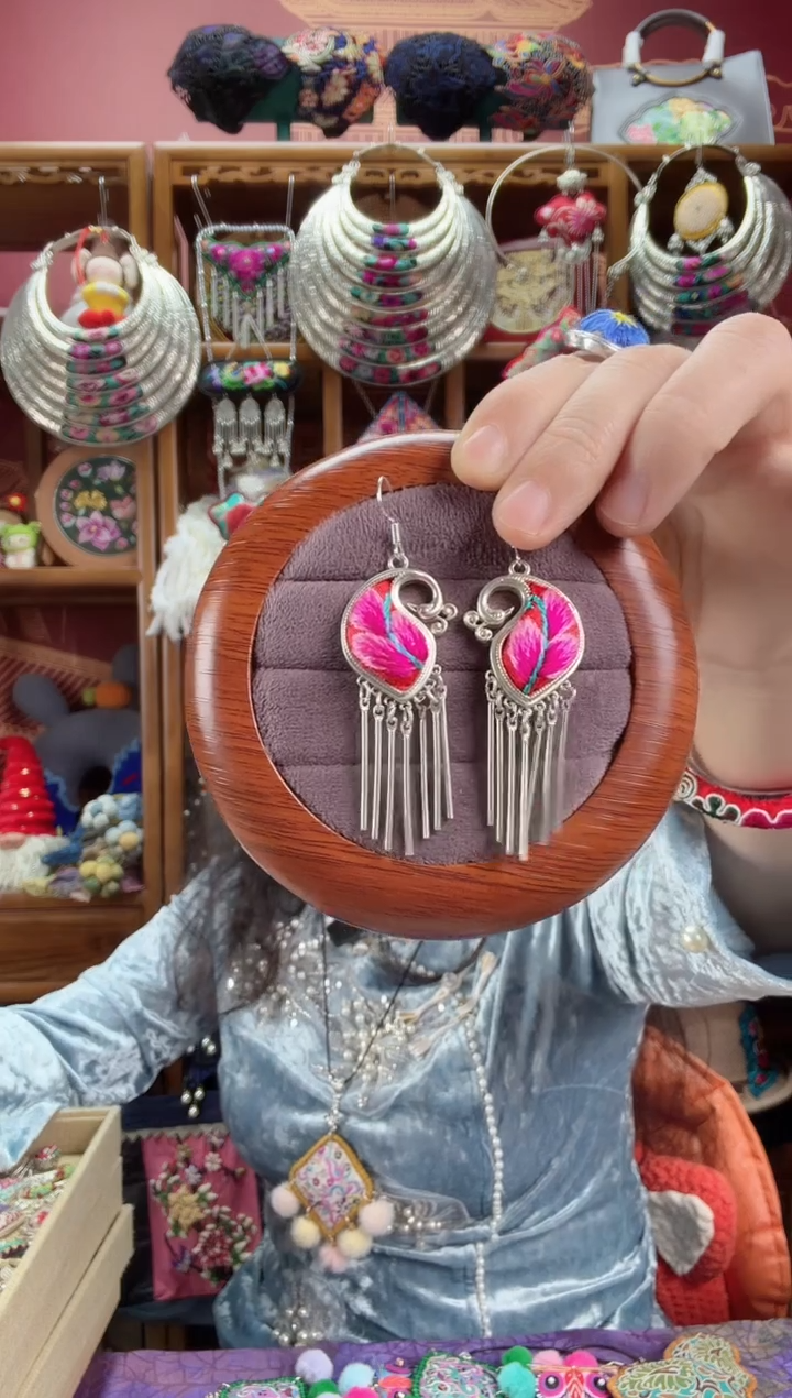 刺绣耳环122甜甜家