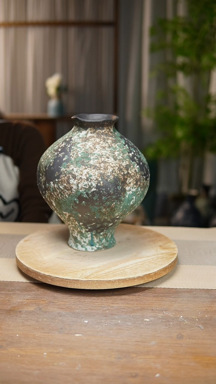 【闪购商品】陶瓷花器涂鸦绿灯笼