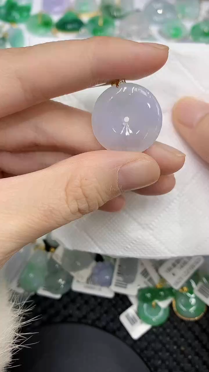 颈饰18K金镶嵌翡翠a货支持复检百元以上9元证书费自理