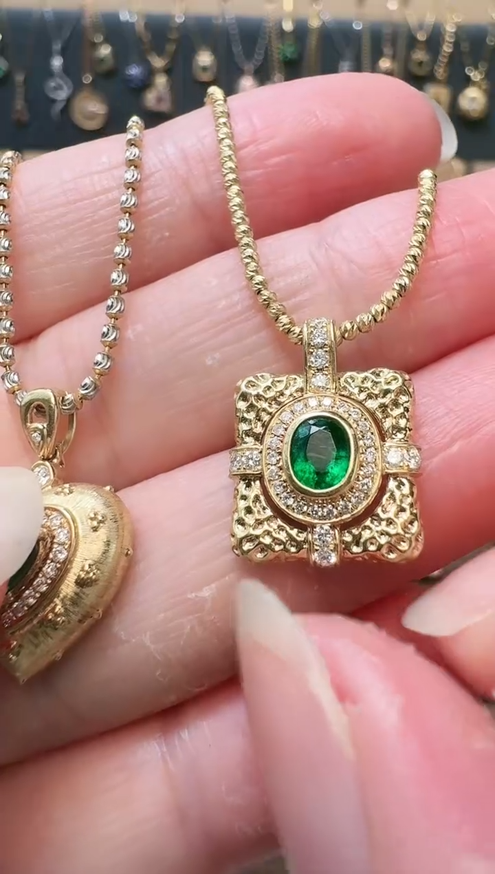 【闪购商品】祖母绿吊坠(不含链)18K金镶嵌18K金祖母绿吊坠