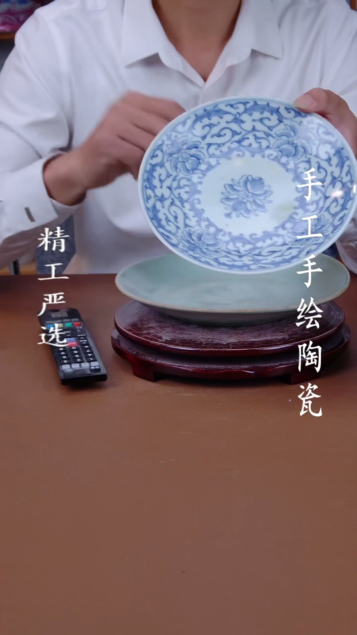 盘景德镇手工手绘陶瓷摆件8