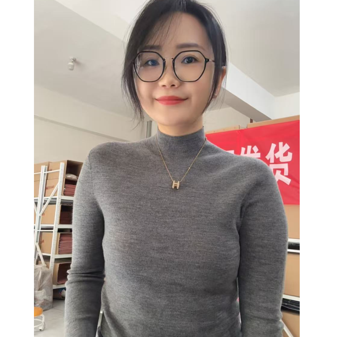 可机洗！68支精纺羊毛半高领修身显瘦纯色打底衫女