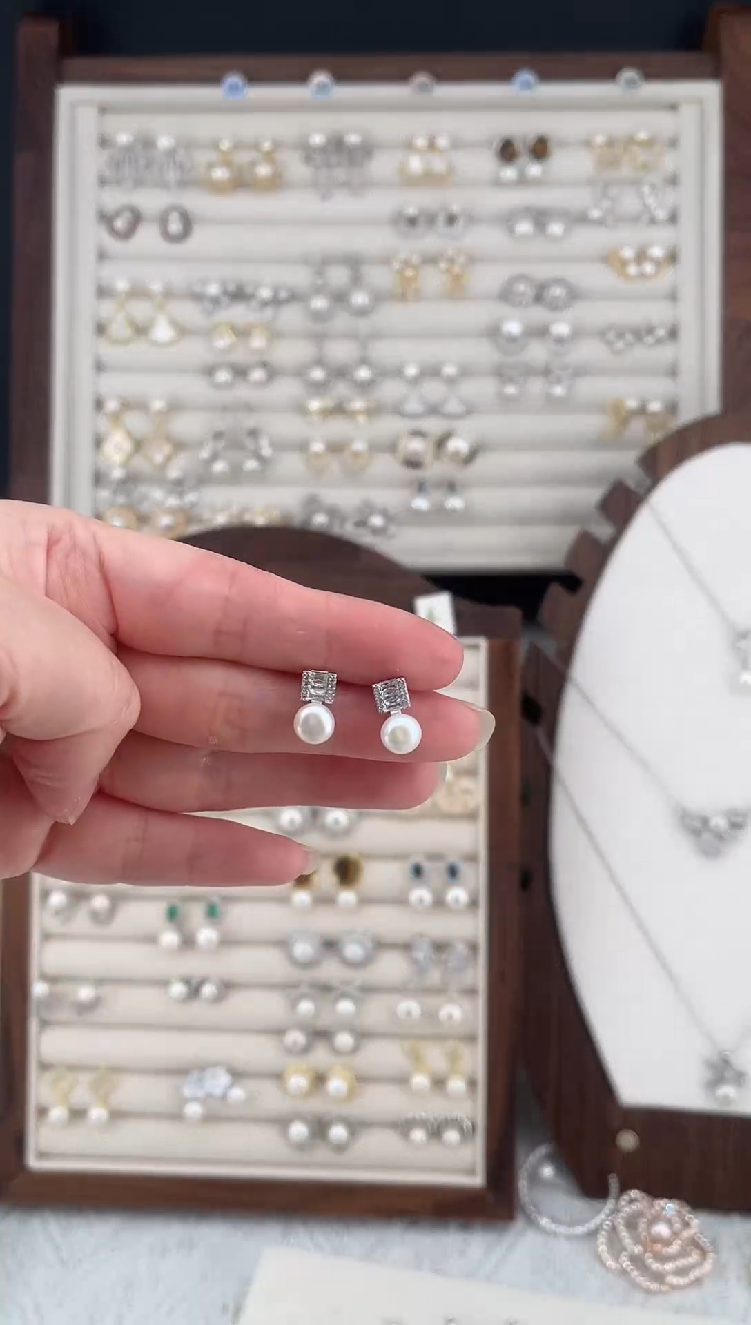 合金耳饰淡水珍珠咚****锵经典戴妃银色