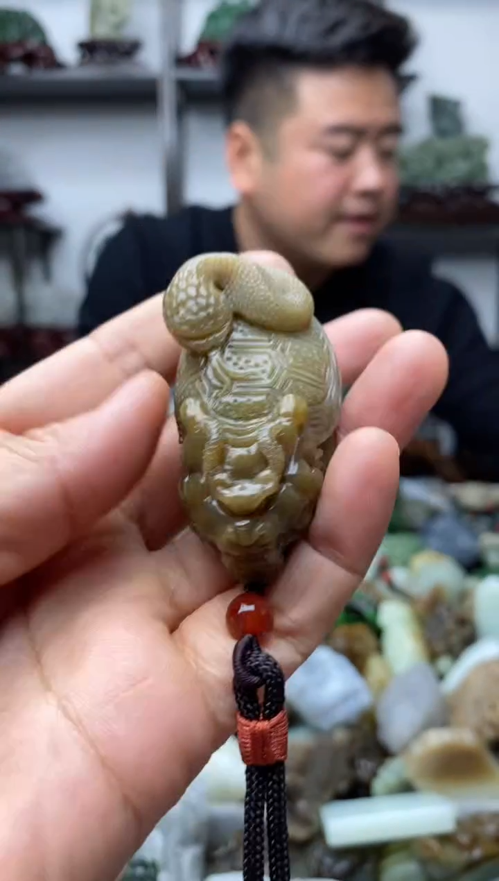 未镶嵌和田玉把件1