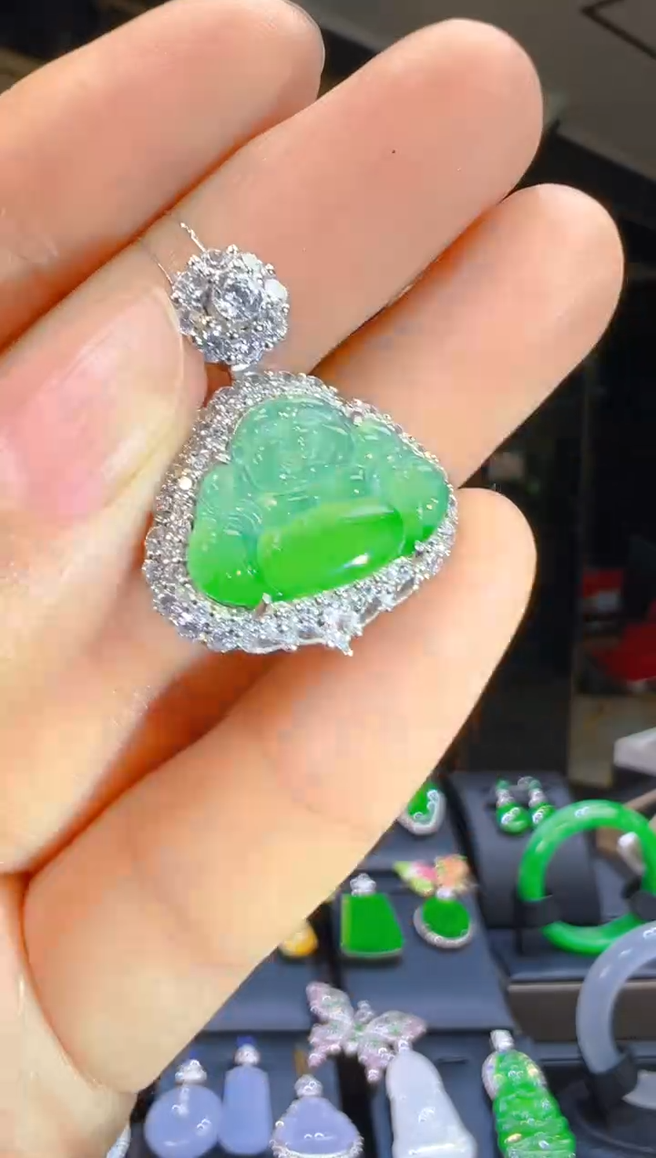 翡翠银S925镶嵌吊坠(赠链)067（多样性发其一）