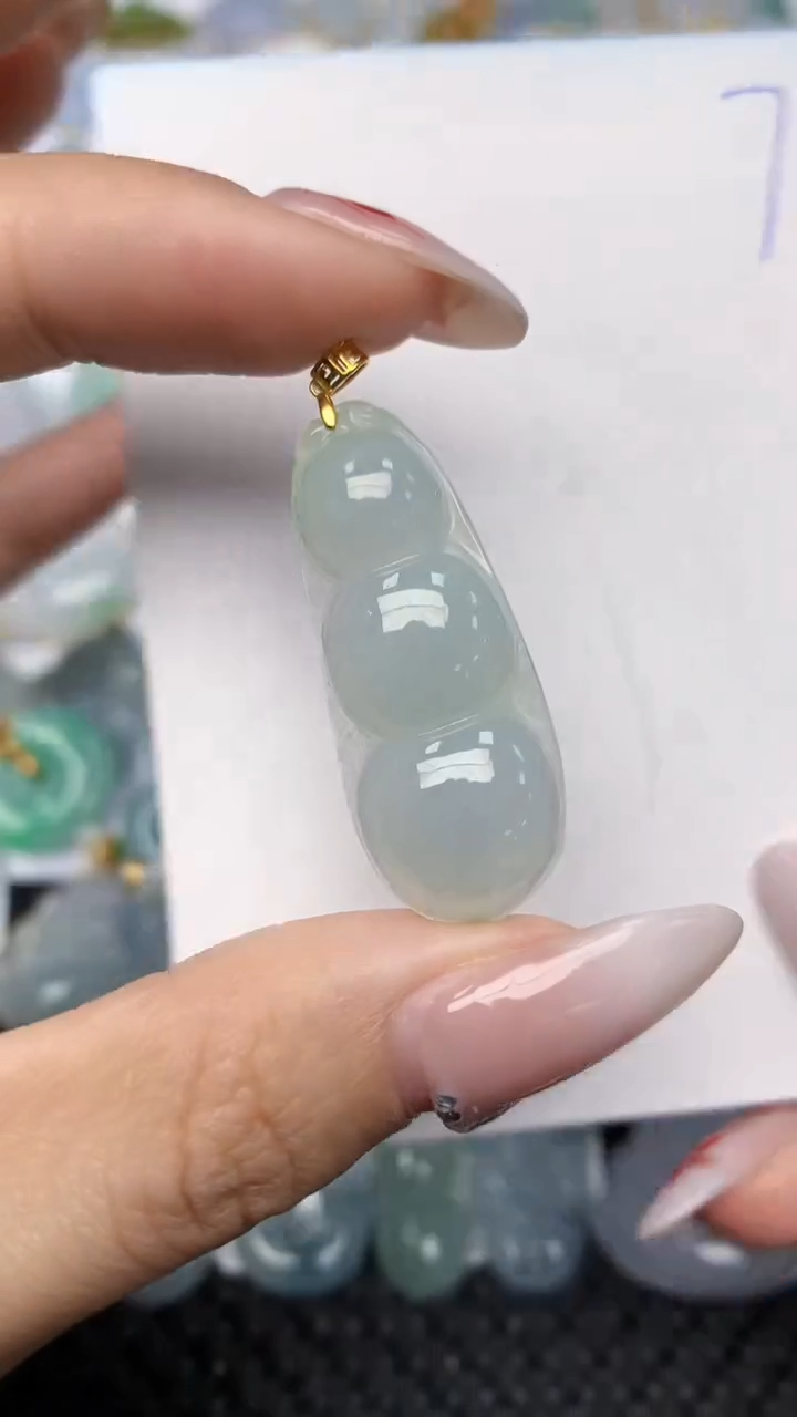 【闪购商品】翡翠颈饰18K金镶嵌天然翡翠A货