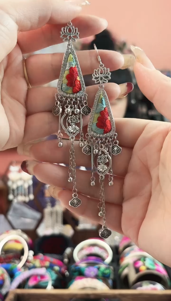 艺枝独绣手工饰品340