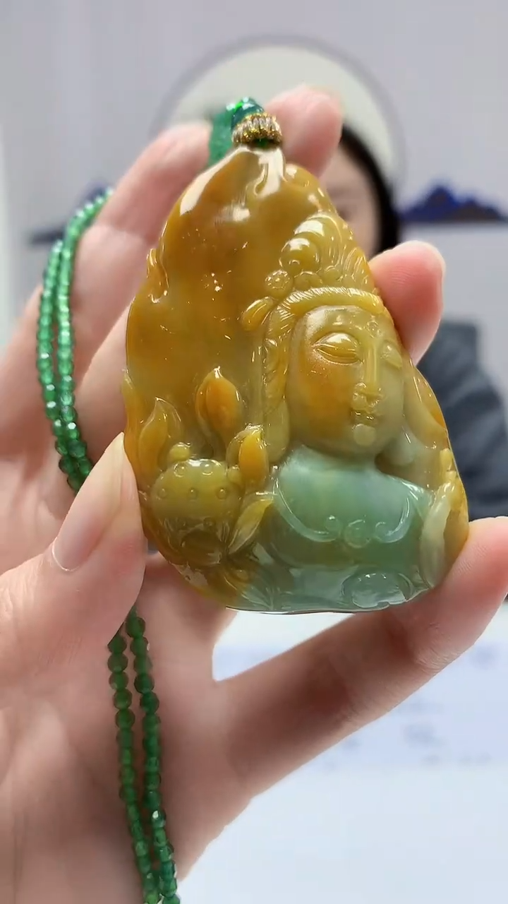 【闪购商品】定制翡翠未镶嵌4852zm-毛货挂件观音108
