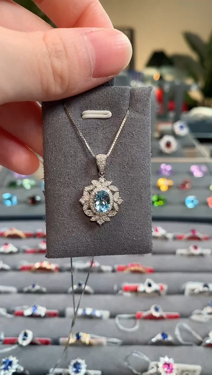 【闪购商品】海蓝宝石吊坠(不含链)18K金镶嵌海蓝宝