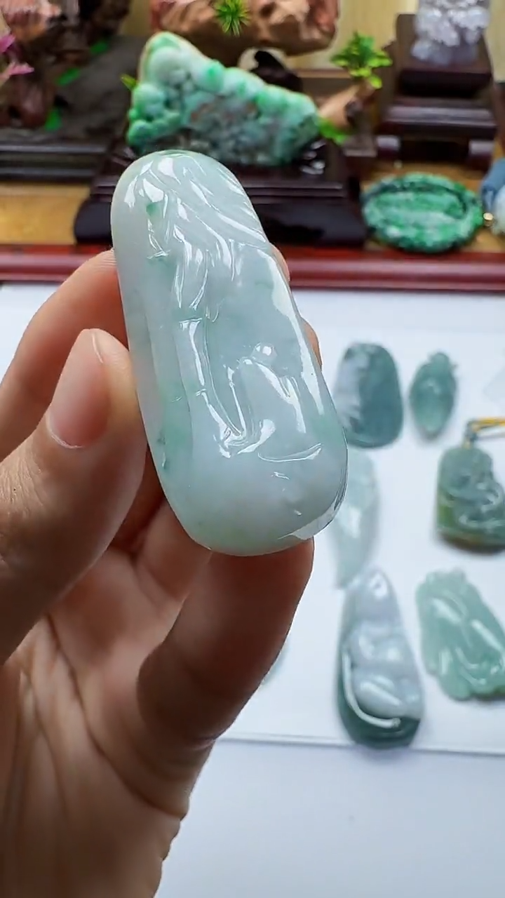 吊坠(不含链)未镶嵌翡翠1