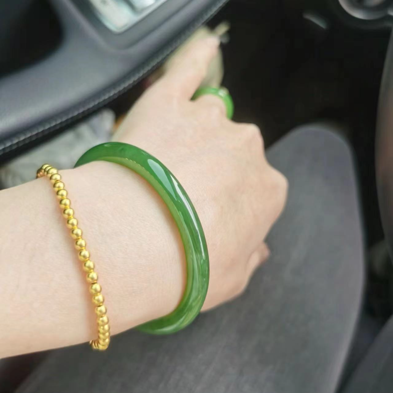 手镯 精美时尚手镯百搭款