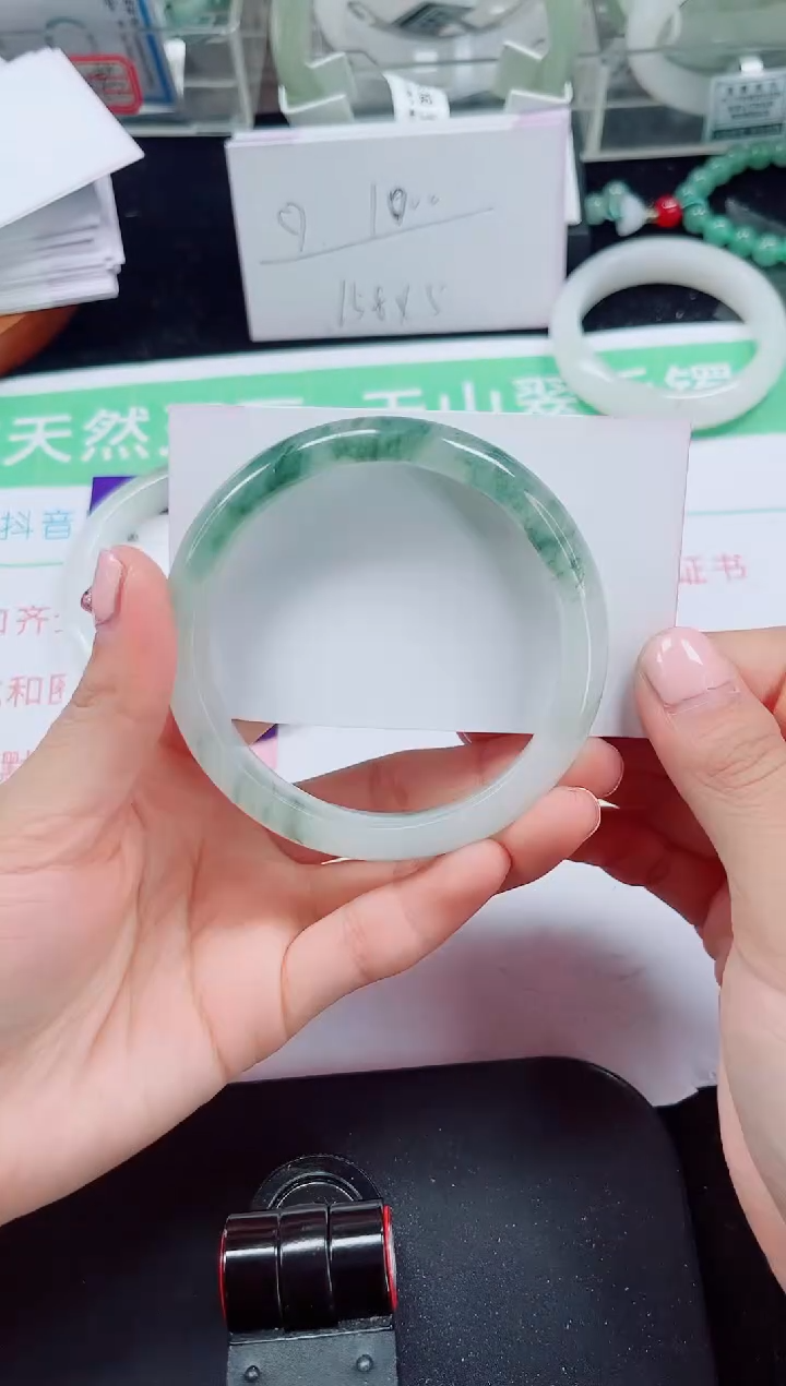 未镶嵌手镯石英质玉199-60/61