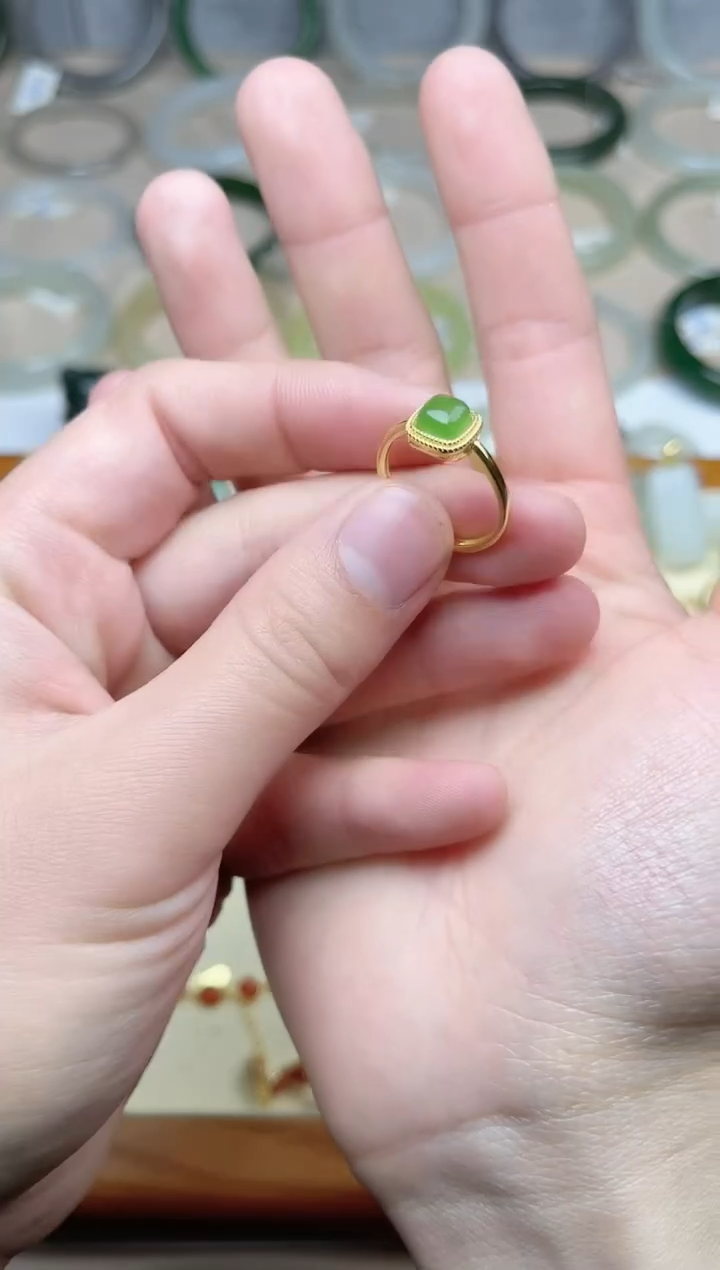 【闪购商品】和田玉戒指银S925镶嵌方糖戒指kk