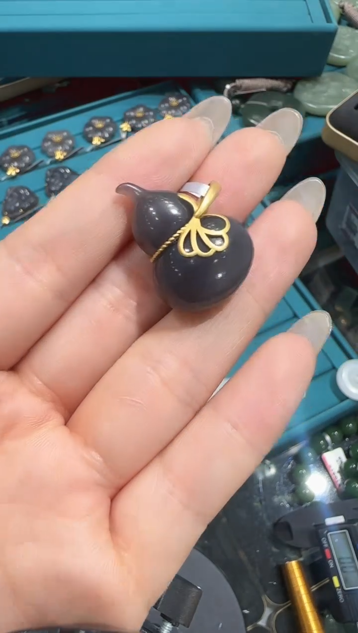 【闪购商品】和田玉吊坠/多样性发未镶嵌R151