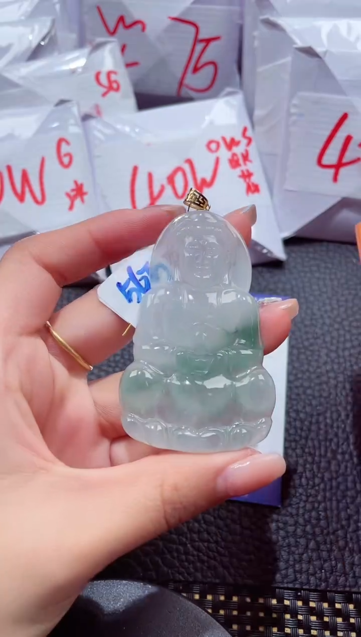 颈饰18K金镶嵌翡翠136