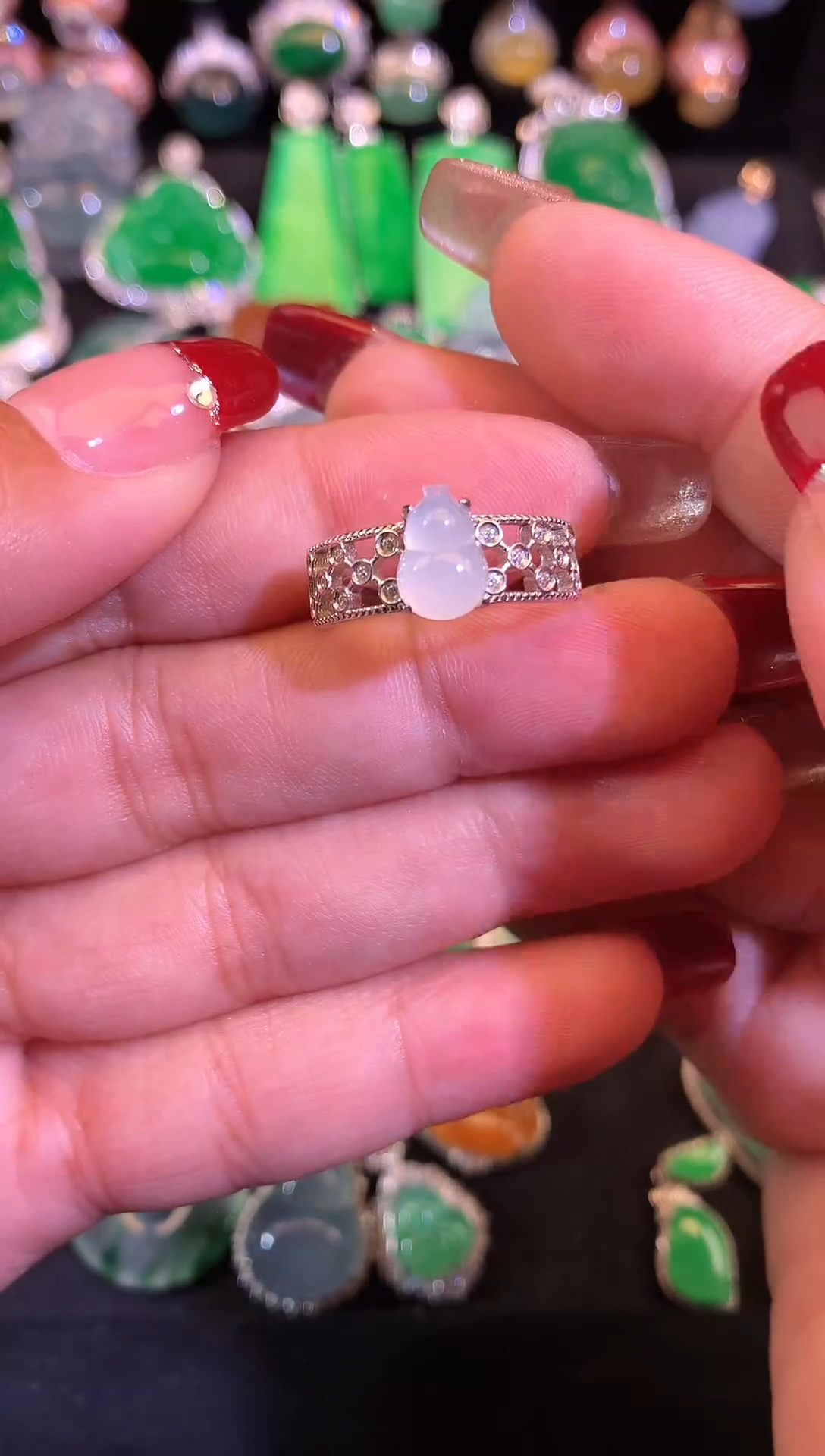 【闪购商品】翡翠戒指银S925镶嵌缅甸天然翡翠a货