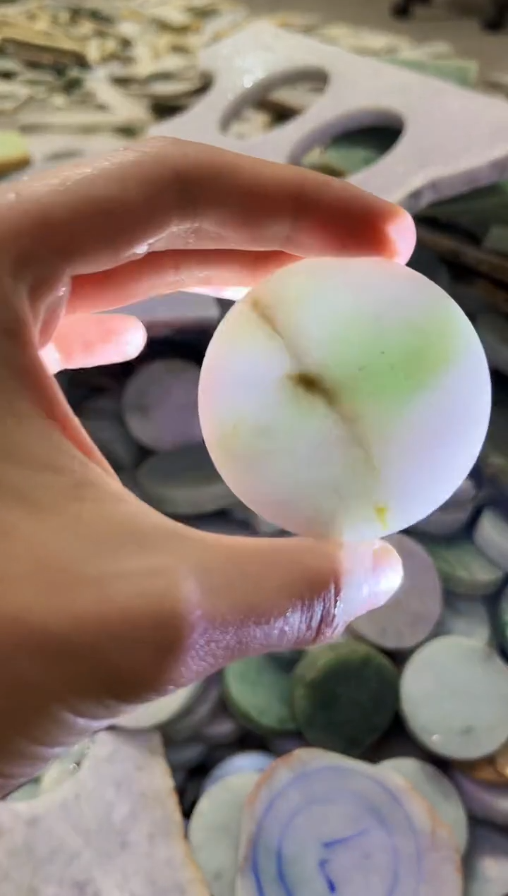 【闪购商品】翡翠颈饰未镶嵌A货吴平957