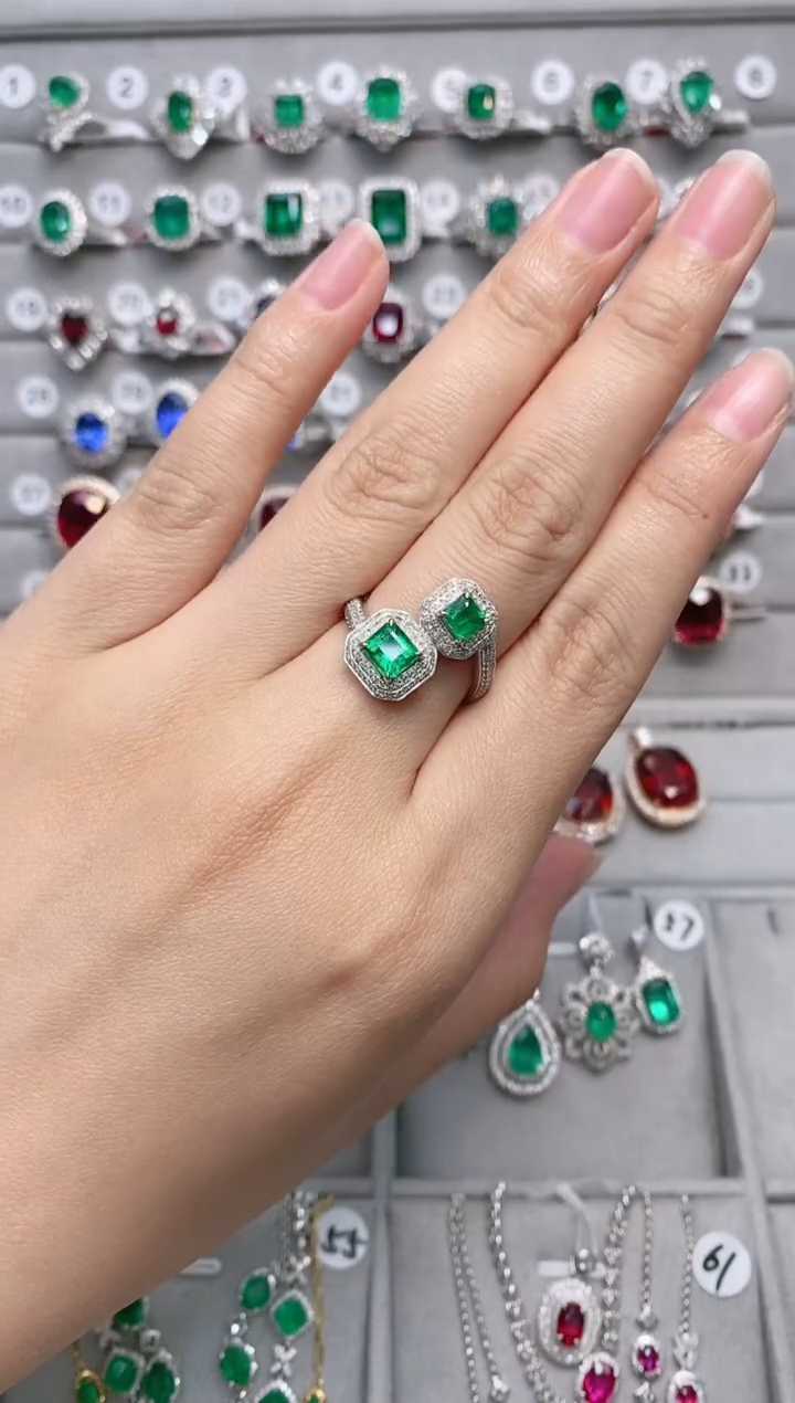 【闪购商品】祖母绿18K金戒指18K金镶嵌·