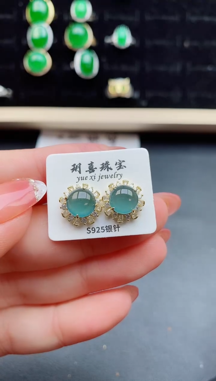 【闪购商品】翡翠耳饰银S925镶嵌585000