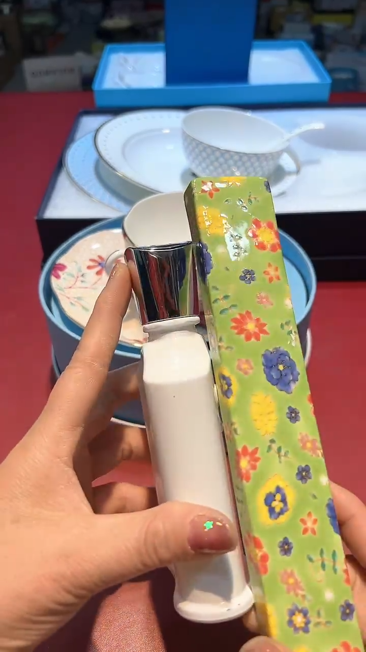 【闪购商品】瓷片锅碗瓢盆一件不剩 拿破仑