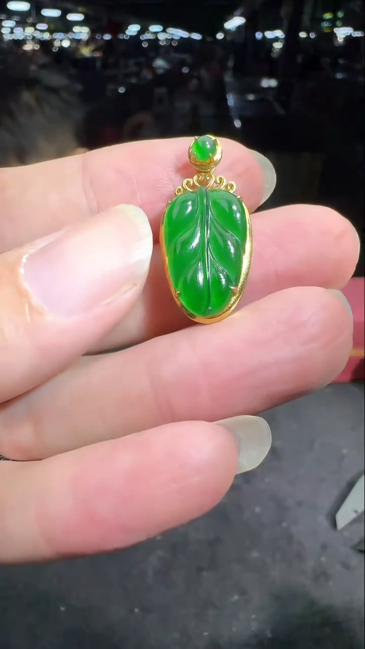 18K金镶嵌定制翡翠0920307061