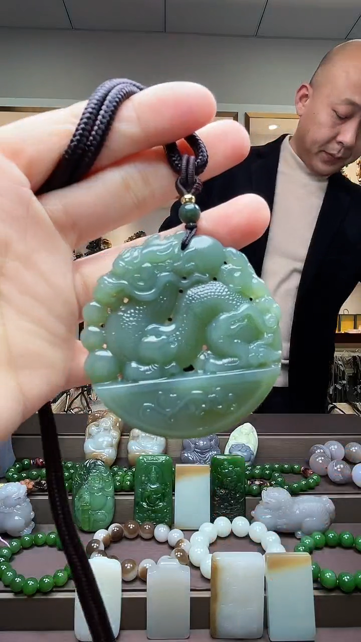 【闪购商品】和田玉颈饰未镶嵌苏