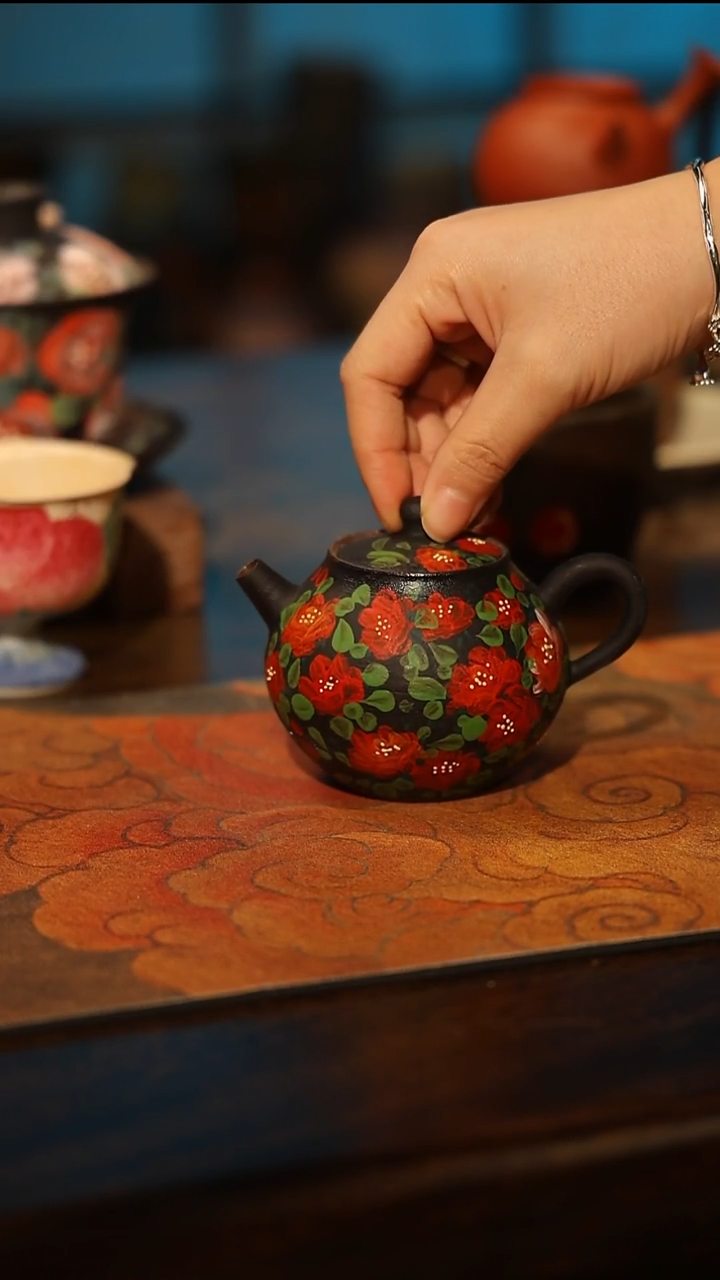 陶瓷景德镇高温釉下彩手工手绘款式