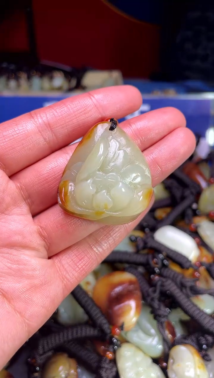 【闪购商品】和田玉颈饰未镶嵌1