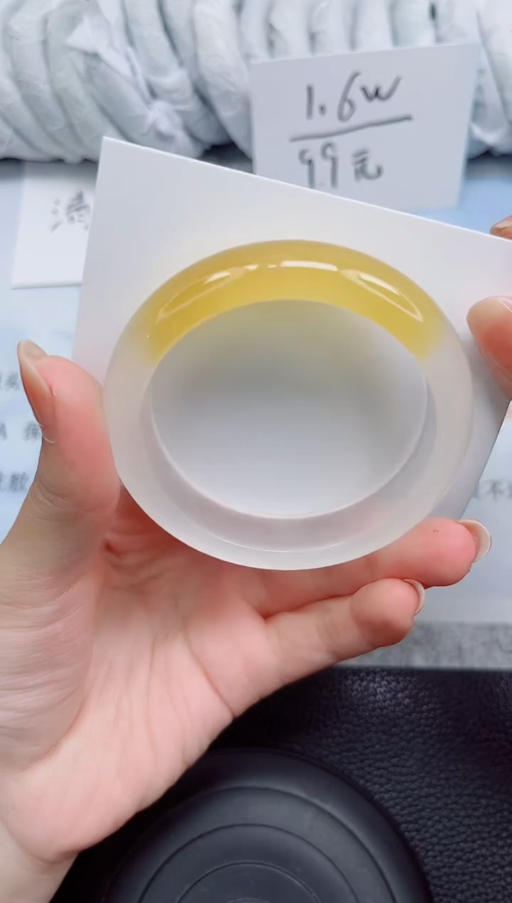 石英质玉手镯未镶嵌121-55.1