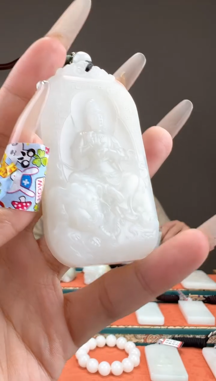 【闪购商品】和田玉颈饰未镶嵌1