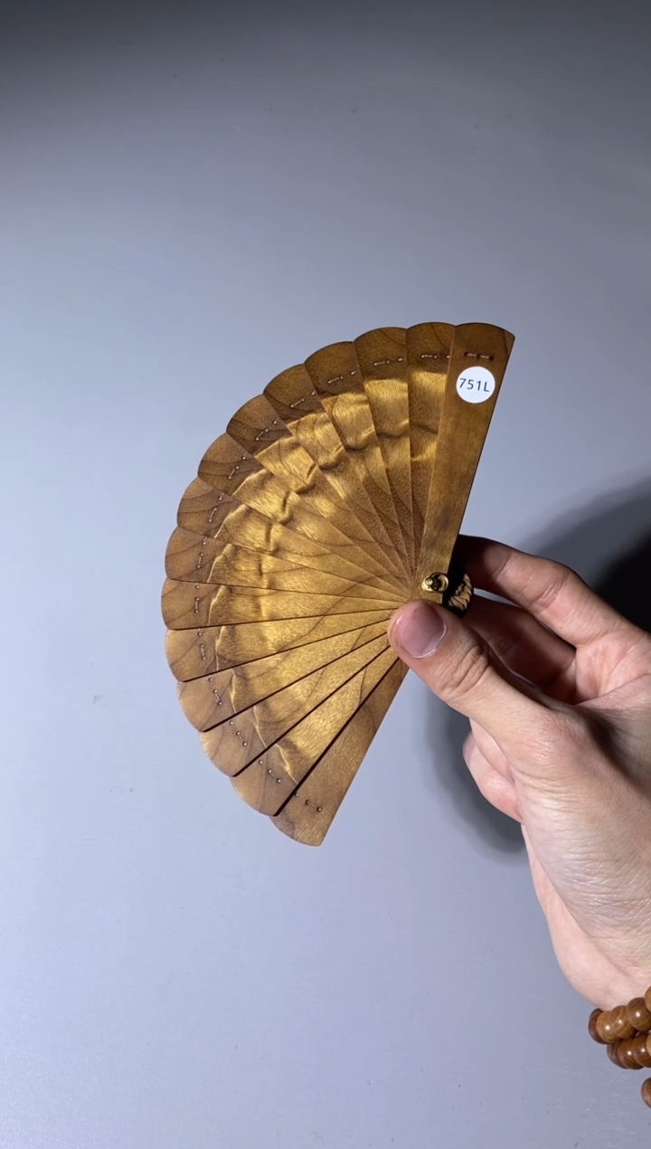 【闪购商品】金丝楠751号10cm金丝楠迷你扇