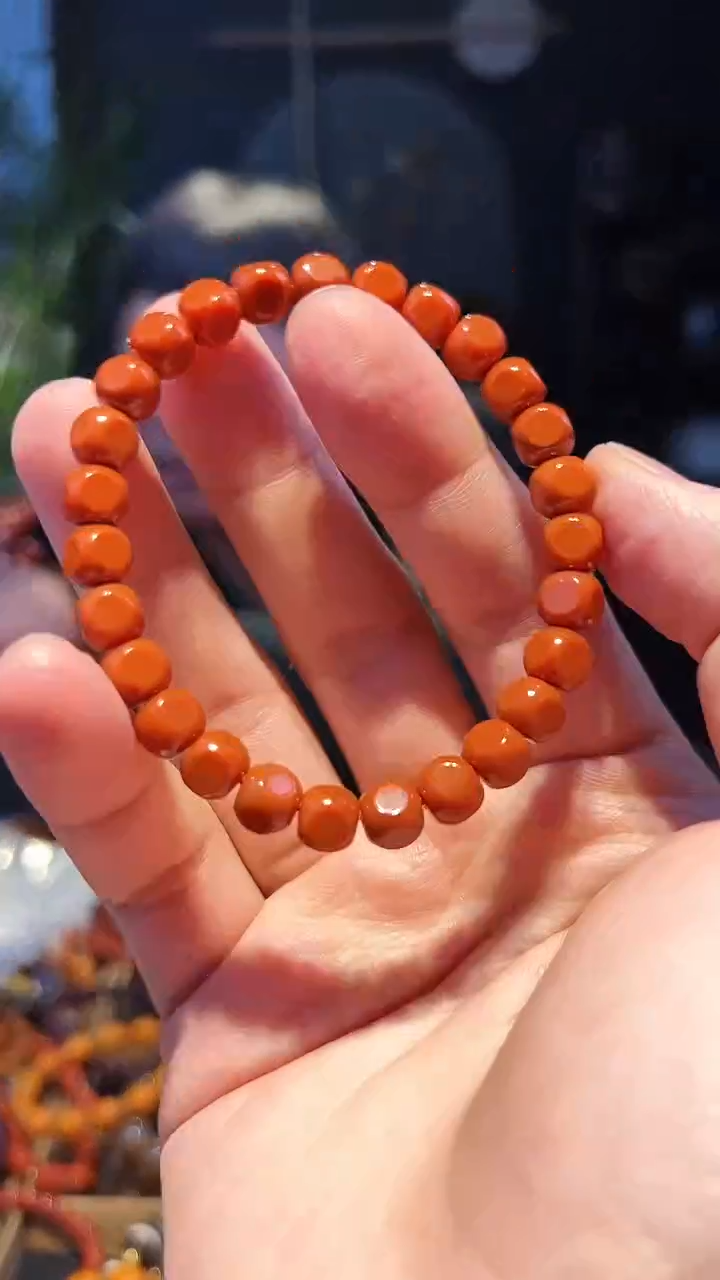 【闪购商品】南红玛瑙手串未镶嵌四平单圈7X9