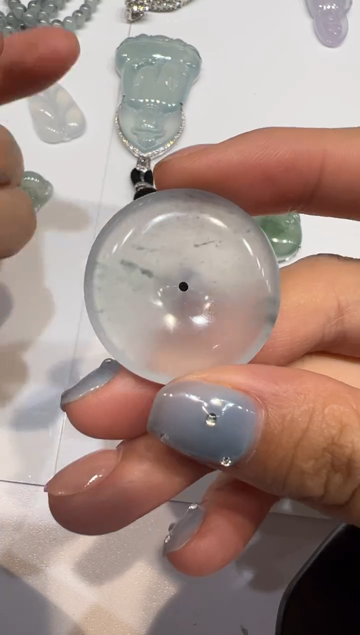定制翡翠未镶嵌扣子